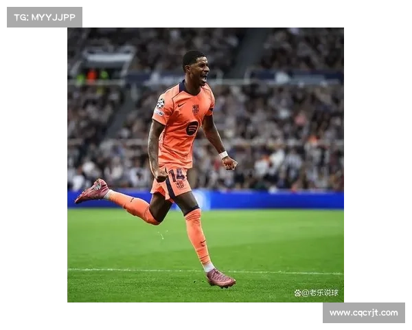 拉什福德分享训练日常：健身房与球场的汗水成就每一次进步